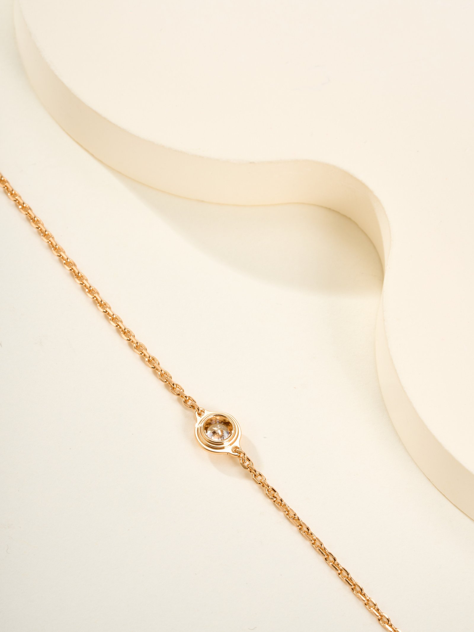 Love single diamond bracelet - Image 6