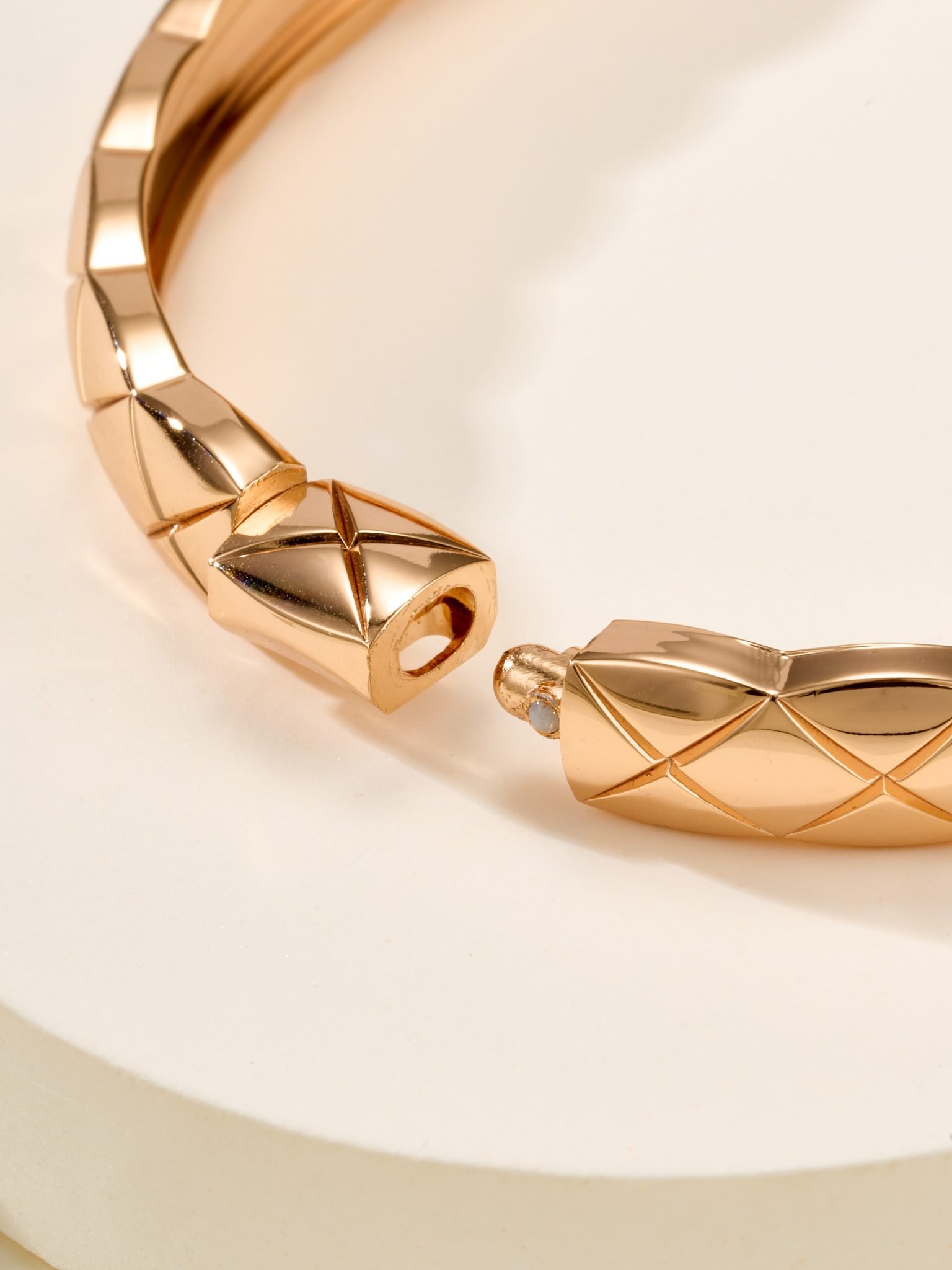 Coco diamond bangle size 17 - Image 10