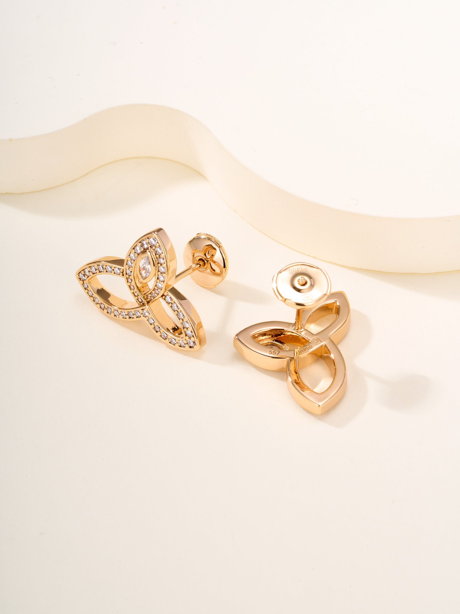 HW Three Leaf Drill Earnail - Image 11