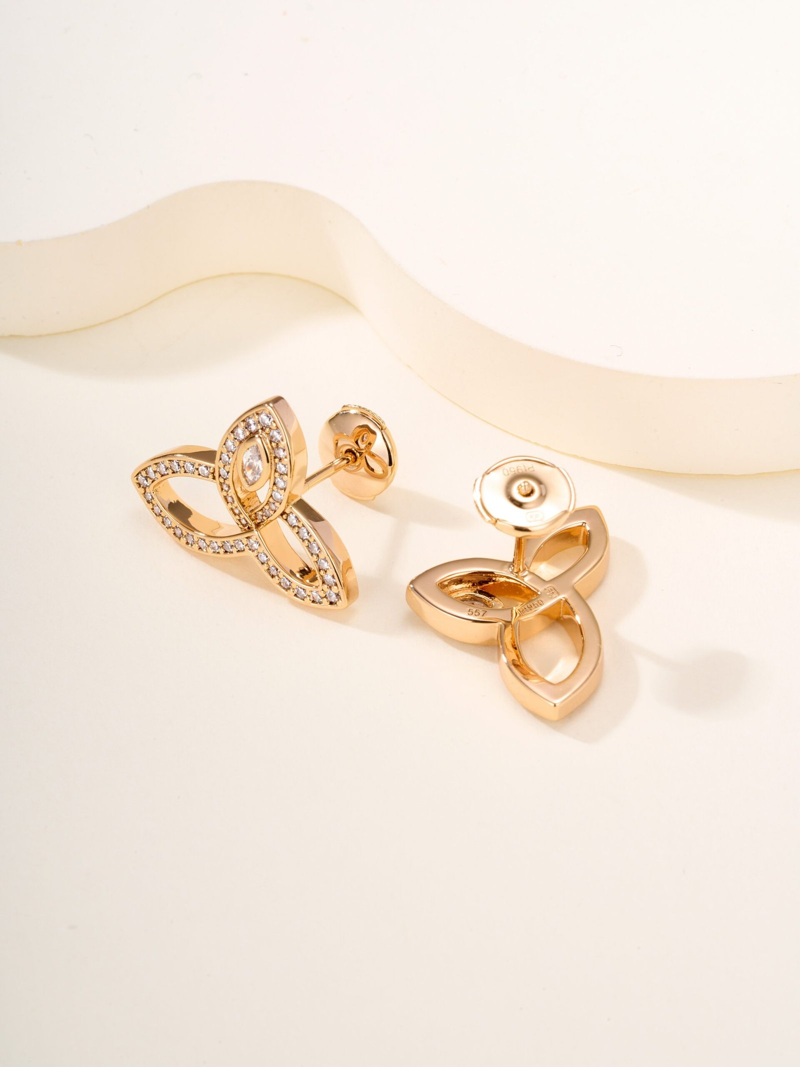 HW Three Leaf Drill Earnail - Image 3