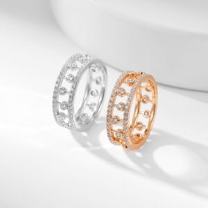 De Beers dewdrop ring