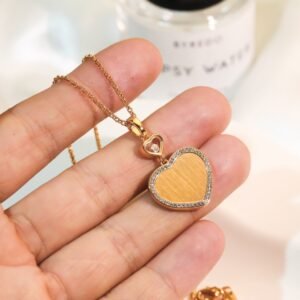 Happy Hearts heart-shaped necklace