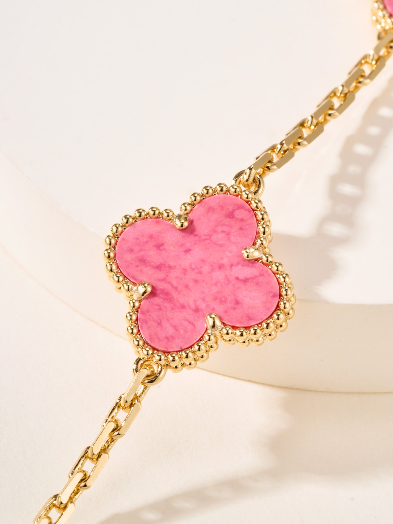 Rose Stone Five Flower Rose Gold Bracelet - 图片 6