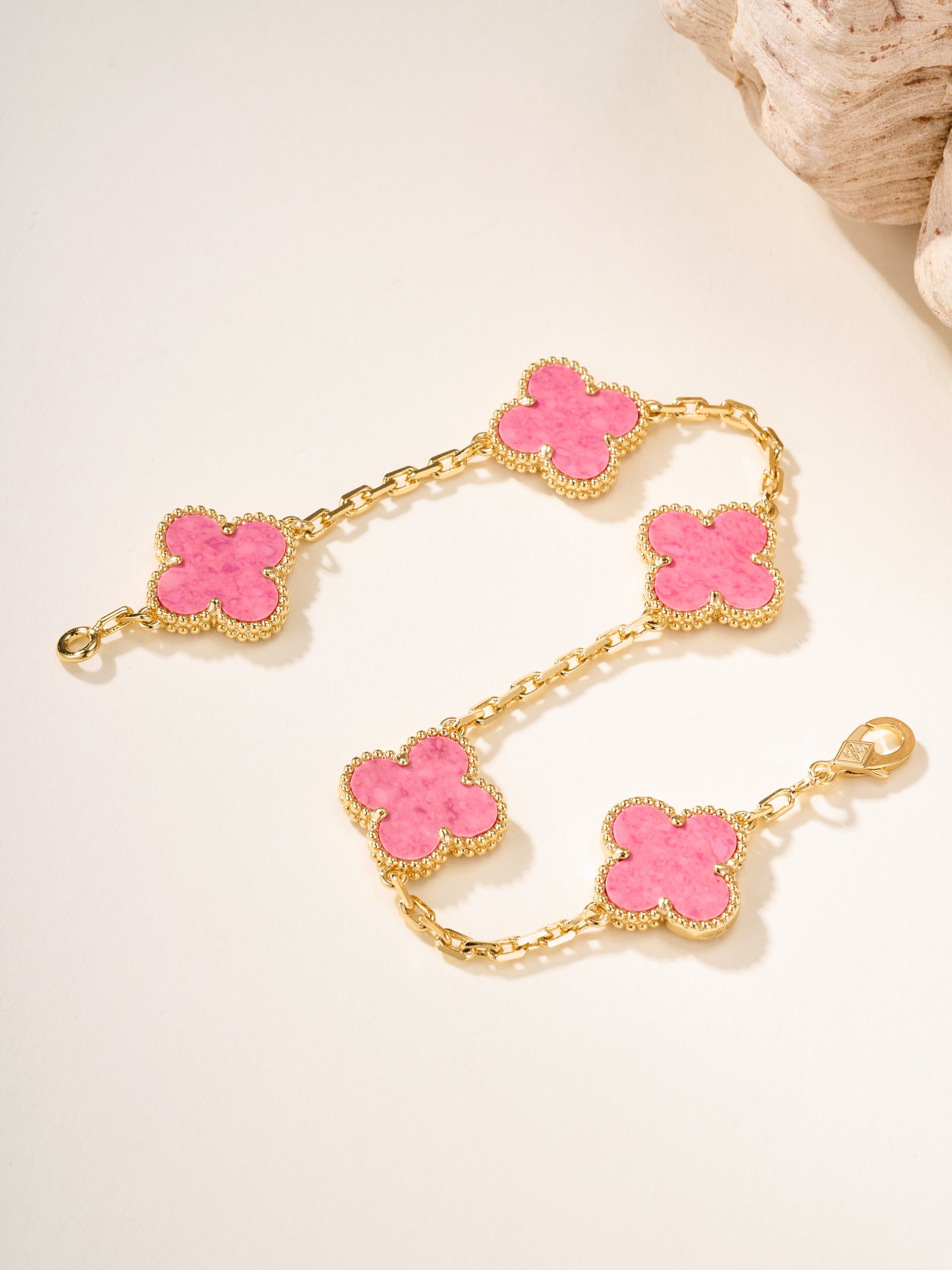 Rose Stone Five Flower Rose Gold Bracelet - 图片 3