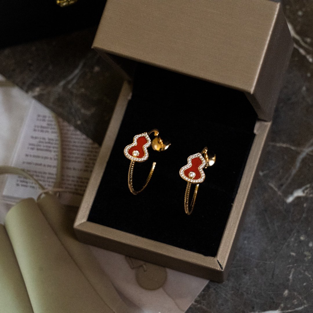 Qeelin Wulu Legend Red Gourd Earrings