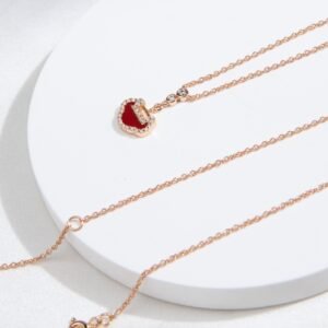 Qeelin Yuyi Ruyi Xiaozhan same necklace