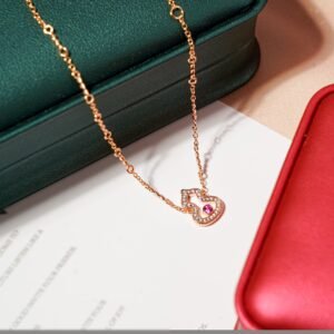 Qeelin gourd legend series red diamond hollow inlaid diamond bracelet