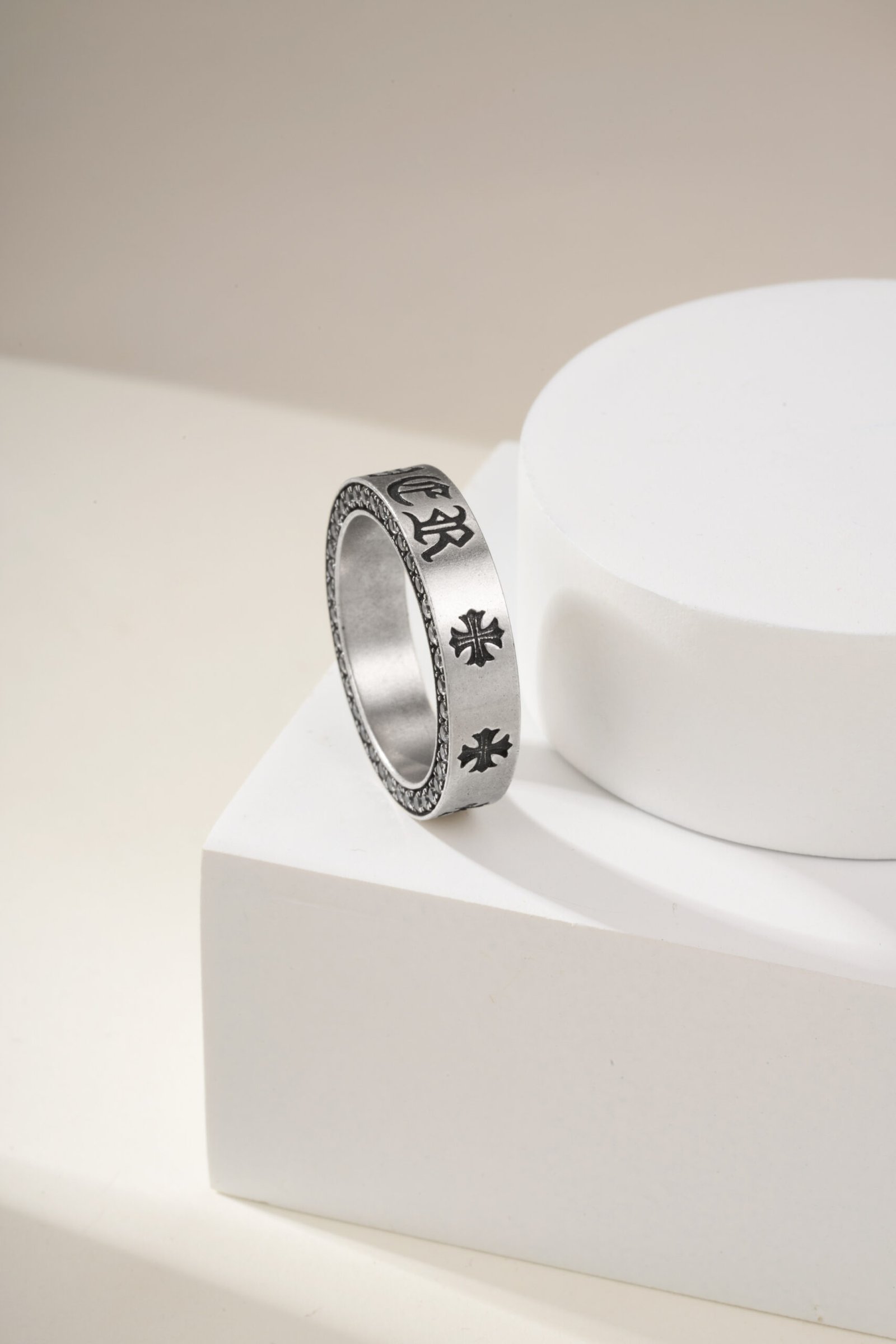 Chrome Hearts Eternal Heart Diamond studded Silver Oxide Ring - 图片 5