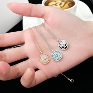 De Beers Lotus Necklace (925 Silver)