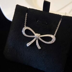 Graff Bow Bow 💎✨ Diamond necklace (colored white)