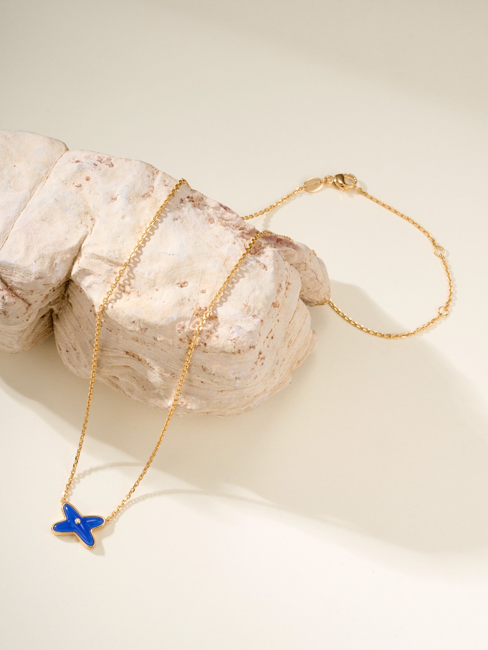CHUMET Paris Cross shaped Beimu Necklace