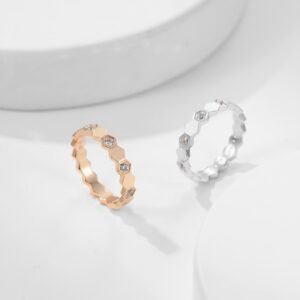 Honeycomb wide diamond ring 4mm