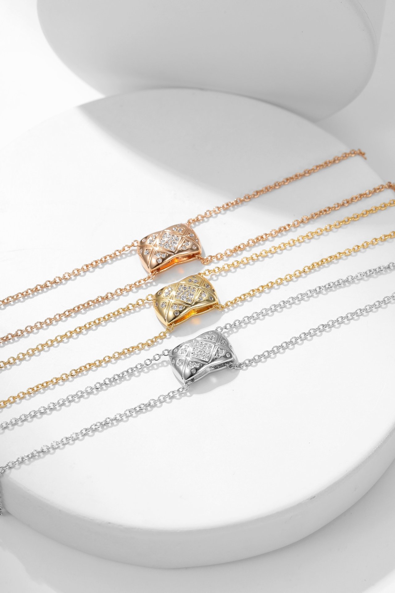 Coco diamond studded diamond grid necklace - Image 4