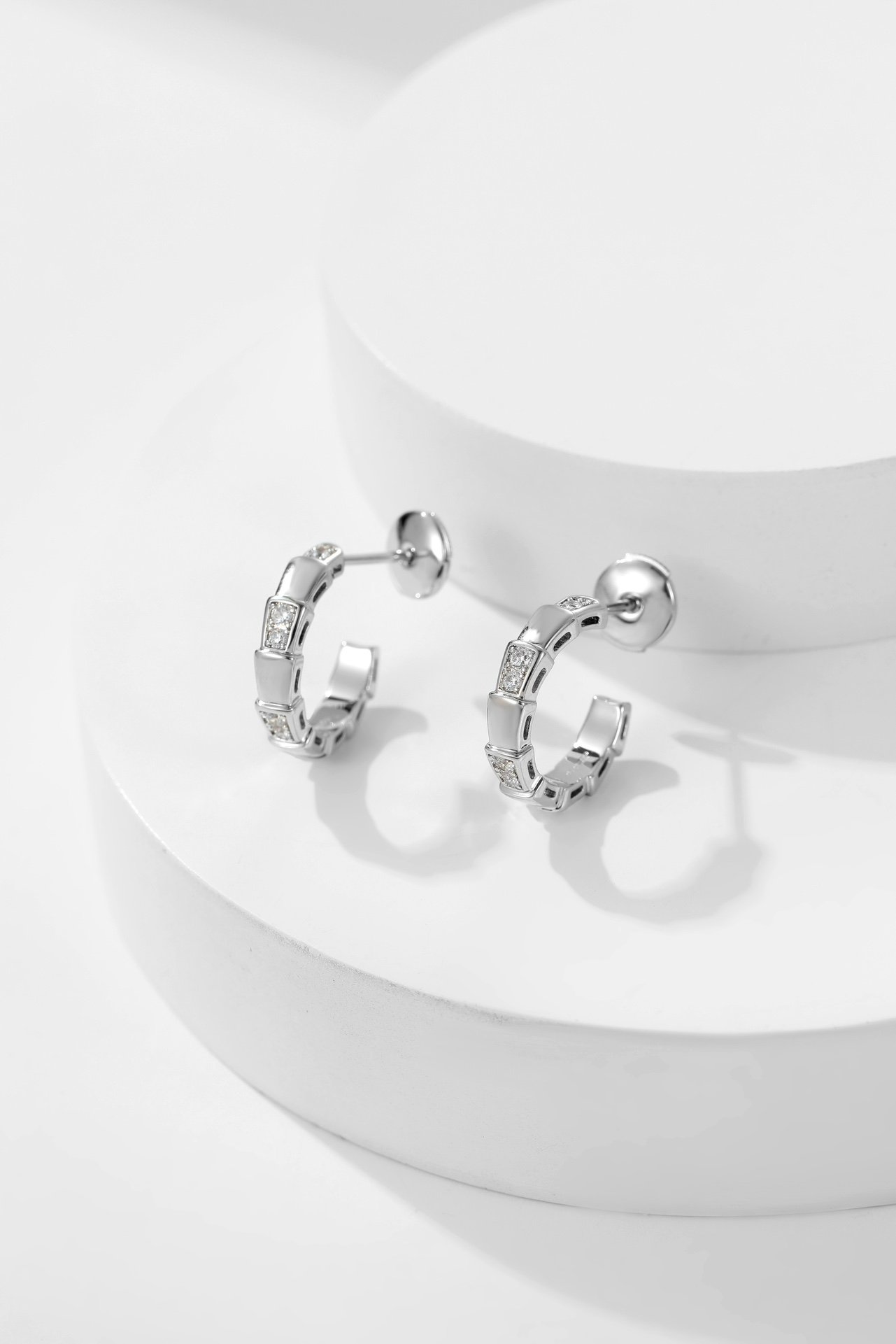 Diamond snake ring earrings - Image 9