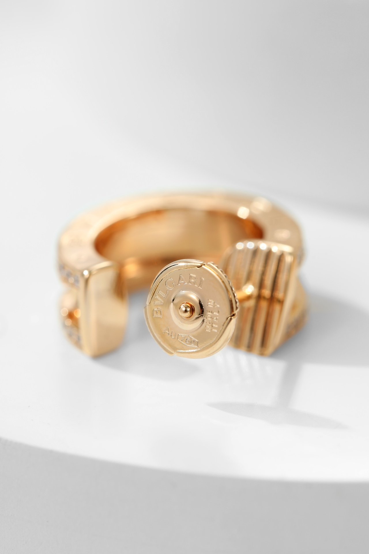 B. Zero1 Pagoda Diamond Earrings - Image 4