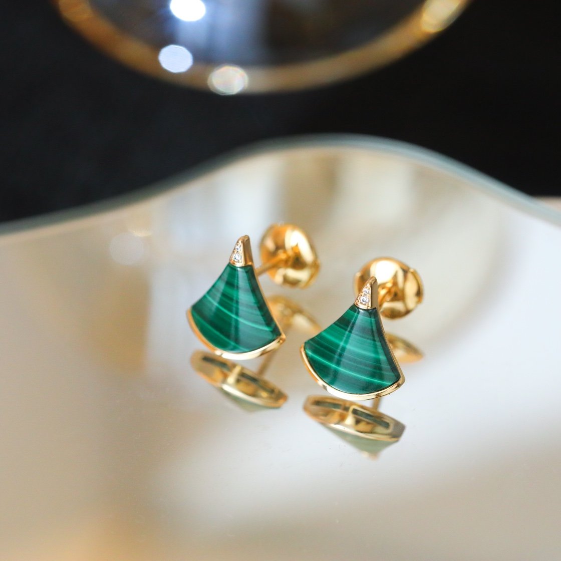 Small fan with white shell mother/red chalcedony/earrings - 图片 4