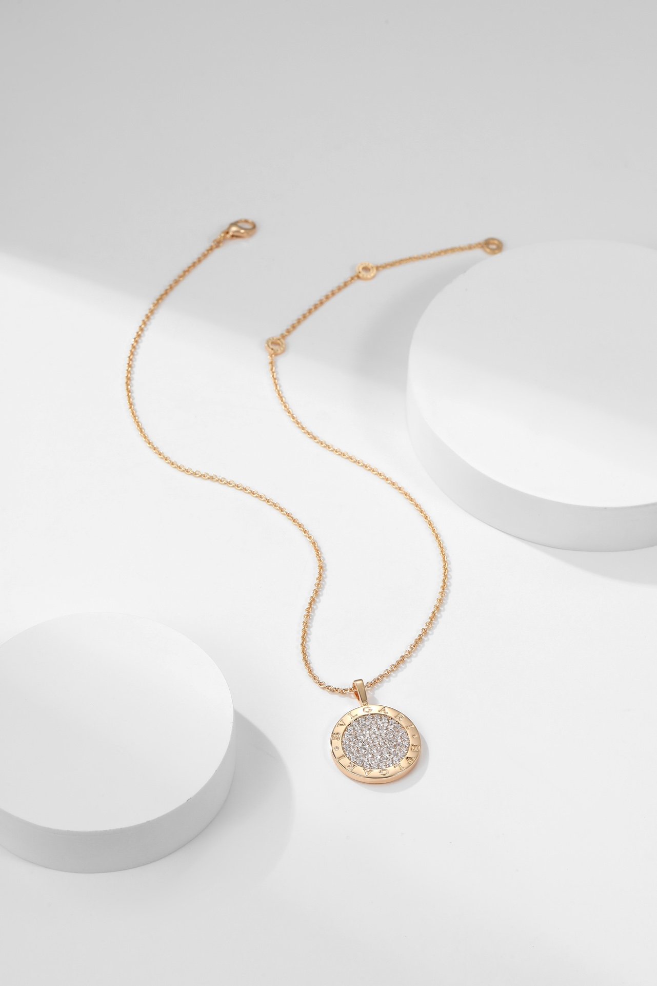 BV Full Diamond Pancake Necklace - Image 2