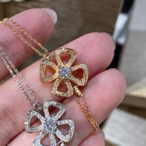 Fiorever Blooming Flower Bracelet