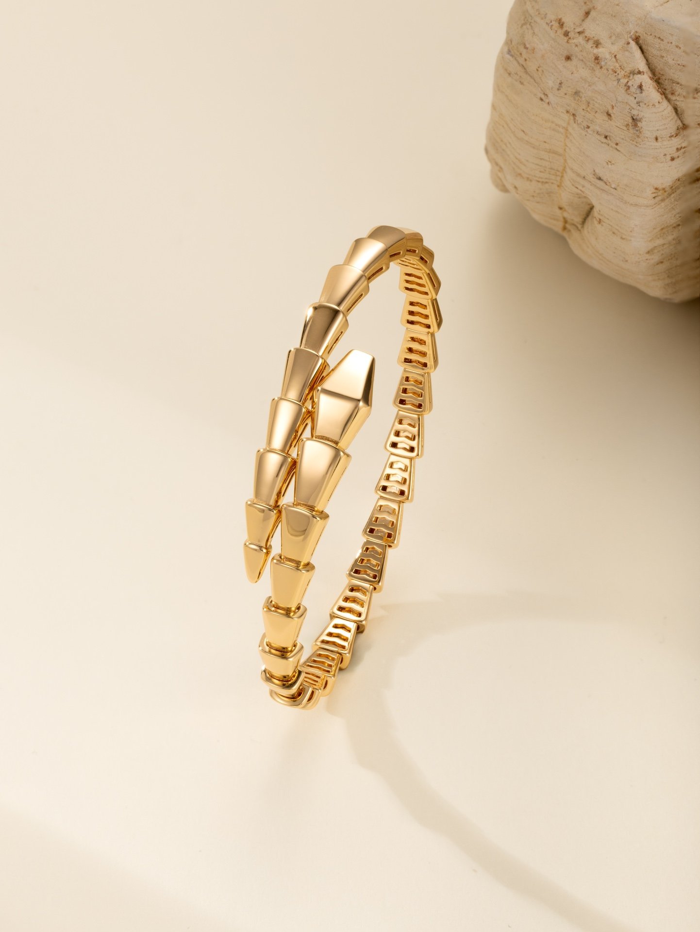 Elastic non diamond snake bracelet - Image 9