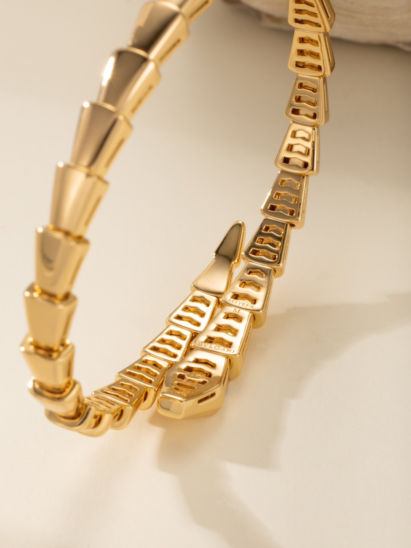 Elastic non diamond snake bracelet - Image 8