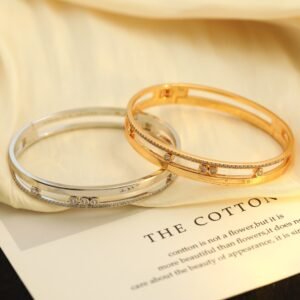 MOVE ROMANE 5-Diamond Bracelet in Size M