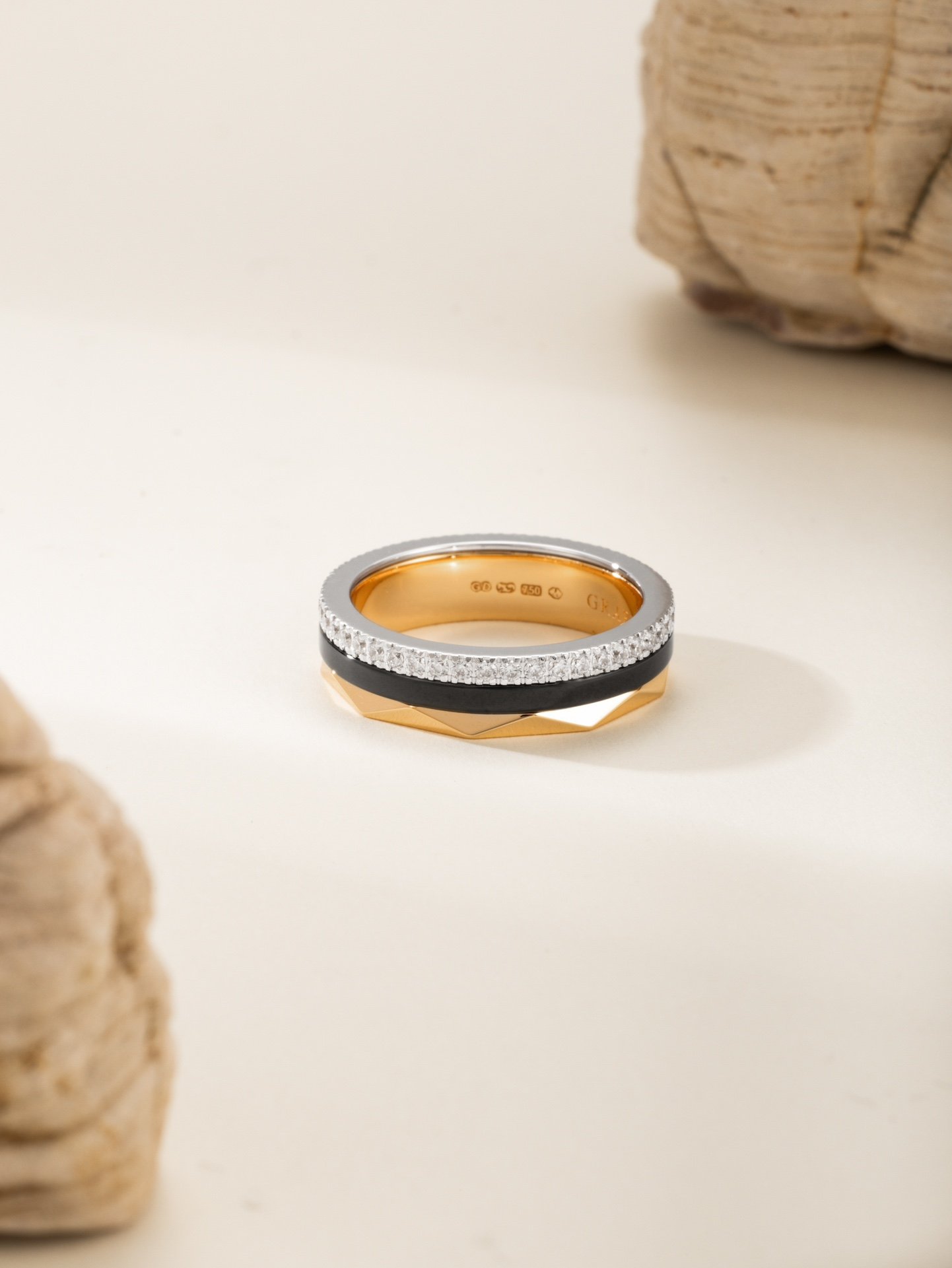 Graff Black Ceramic Diamond Set Ring 5.5mm - 图片 7