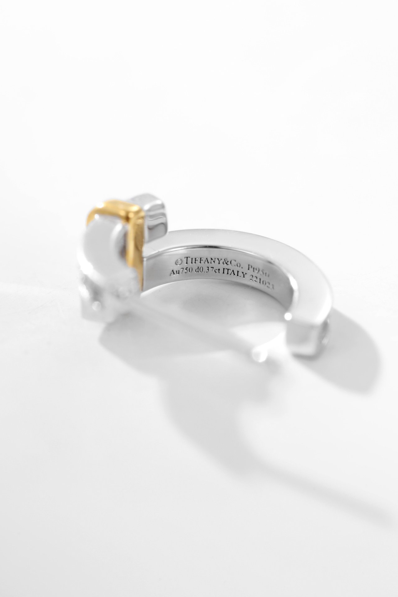 T1 coil handmade diamond studded earrings - Image 11