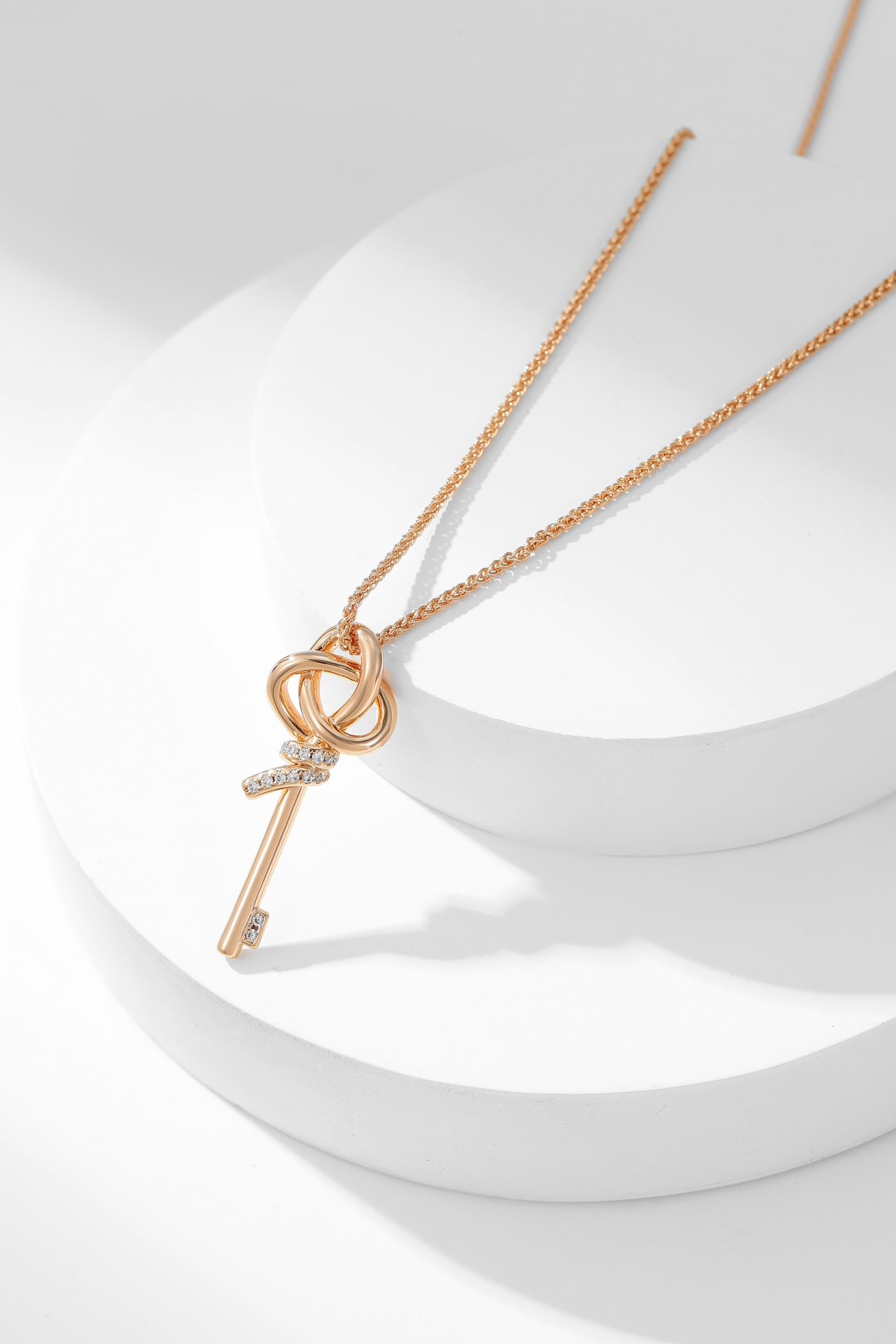 Woven Series Small Diamond Set Key Necklace - 图片 2