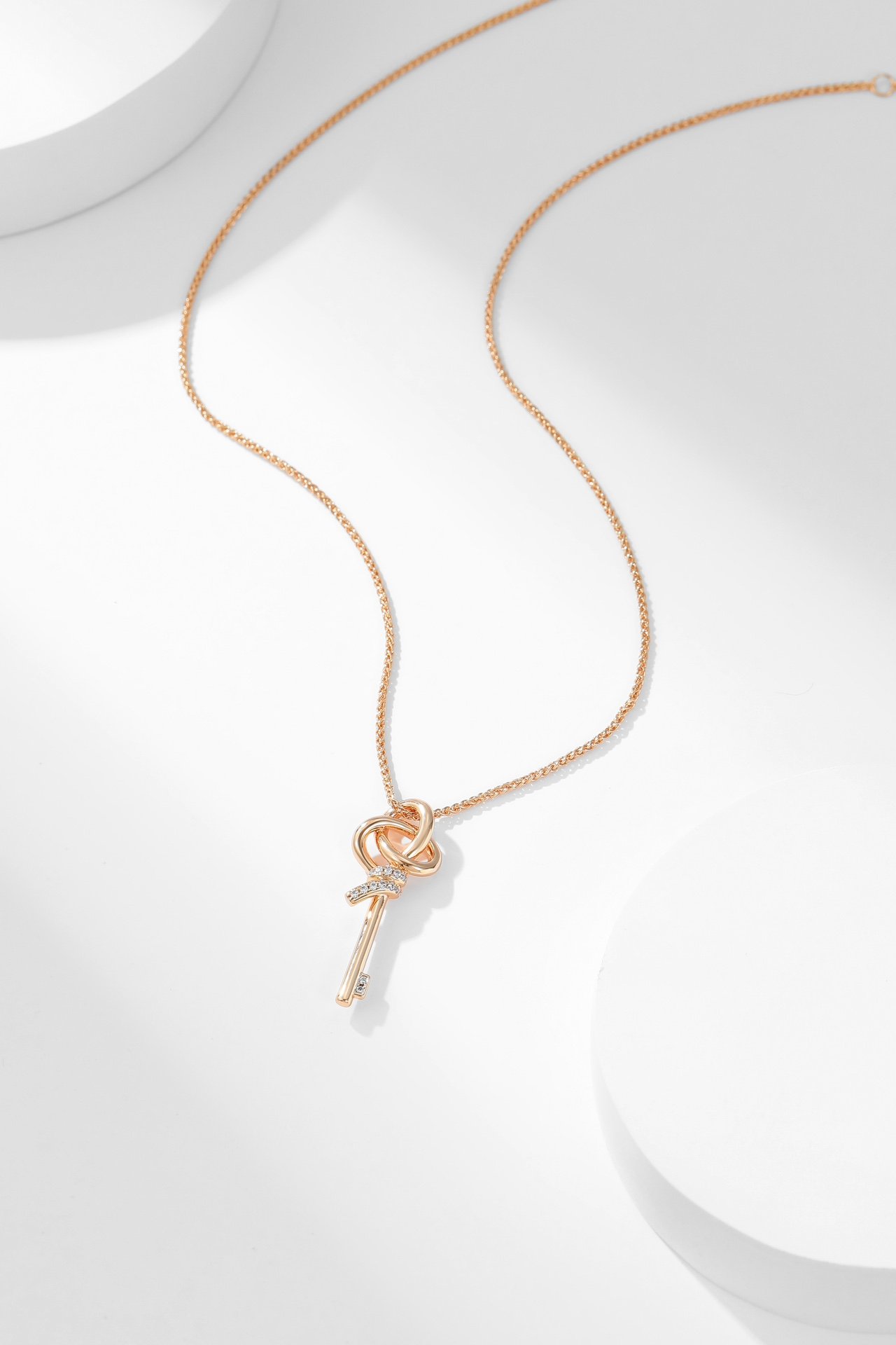 Woven Series Small Diamond Set Key Necklace