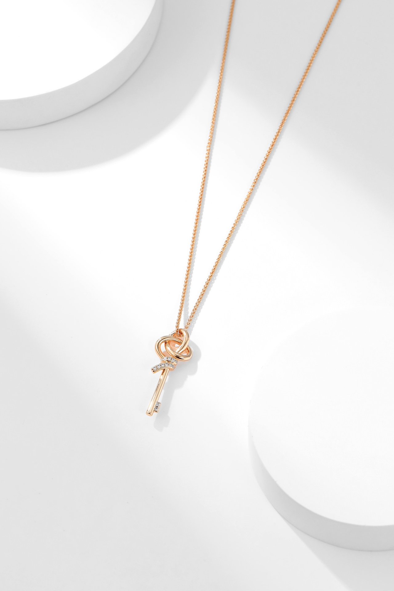 Woven Series Small Diamond Set Key Necklace - 图片 7