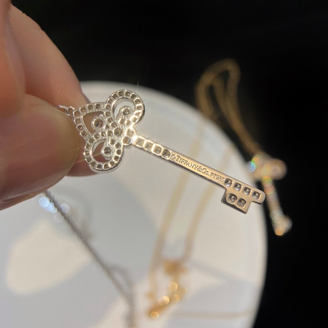 Iris Key Pendant - Image 2